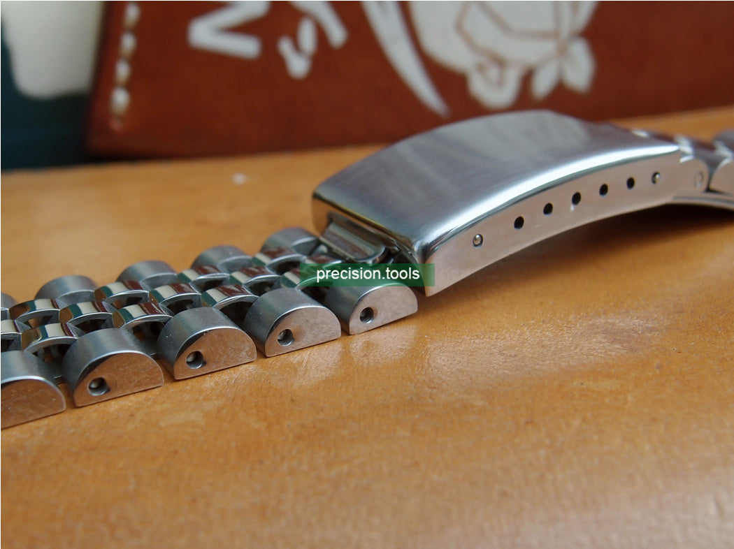 20mm。銀禧型 ジュビリー 。 完璧にフィットするほぼヴィンテージの腕時計 。ステンレス鋼 。シングルロック腕時計のバックル。 交換用時計バンド 。 社外品