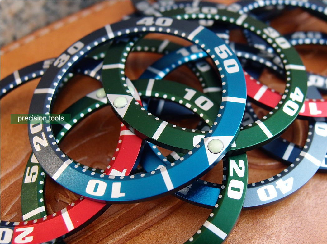 緑の色 . アルミニウム製 . 交換用 . 完璧にマッチ . Seiko SBDC001 003 . Sumo . ベゼルインサート 。 社外品