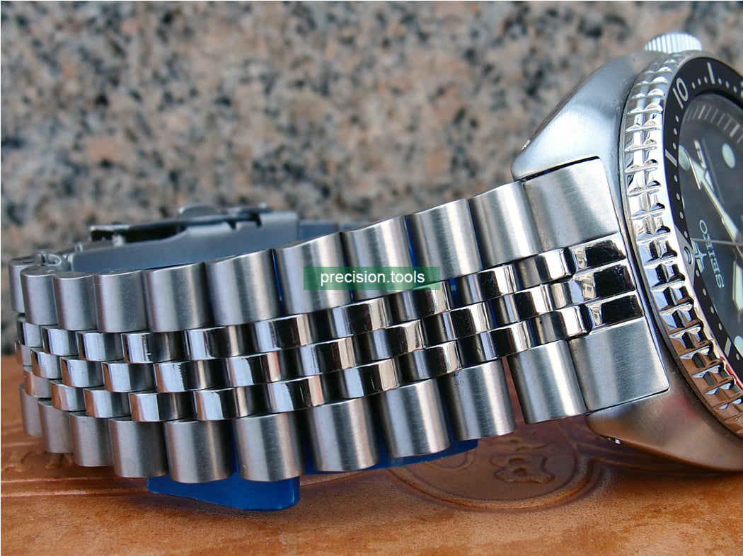 銀禧型 ジュビリー 。 完璧にマッチ Seiko SRP773 775 777 ステンレス鋼 。ダブルロック腕時計のバックル。 交換用時計バンド 。 社外品