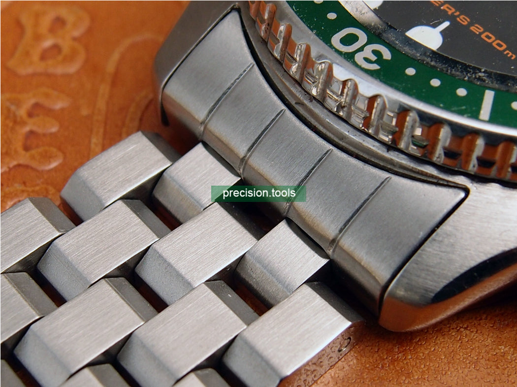 20mm 。Engineer 型 エンジニアタイプ 。弓カン 湾曲したエンドリンク。完璧にマッチ Seiko SKX013 SKX015。ステンレス鋼 。社外品