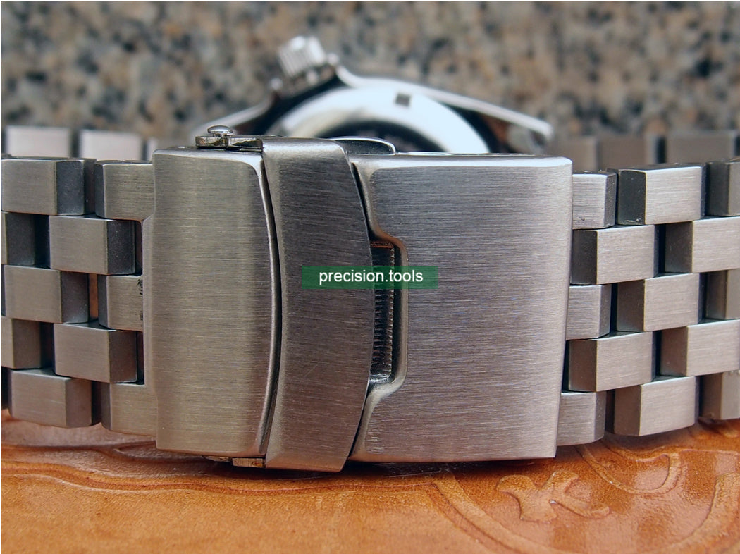 Engineer 型 。 完璧にマッチ Seiko SKX013 SKX015 . 交換用時計ブレスレット . ステンレス鋼 製 。 社外品