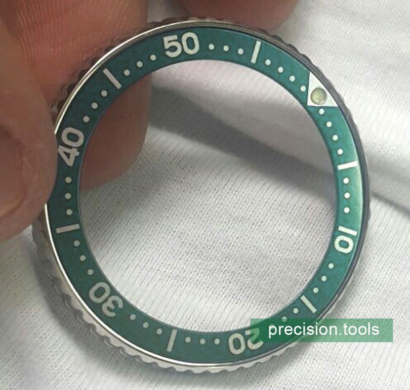 緑色 。 アルミニウム製 。 交換用 。 完璧にマッチ 。 Seiko SKX013 SKX015 4205-0155 ベゼルインサート 。 社外品
